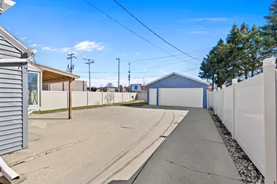 3130 S 60th St, Milwaukee, WI 53219 - Photo 23