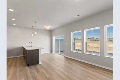 1675  Reigle Dr Unit #5, Kewaskum, WI 53040 - Photo 7