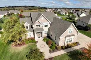 N56W19780 Powell Dr, Menomonee Falls, WI 53051 - Photo 1