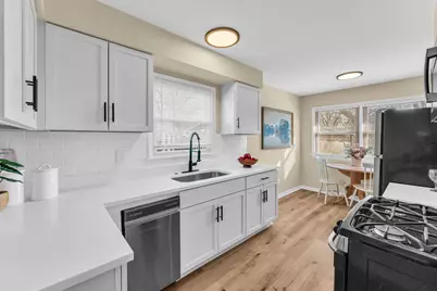 2801 W High St, Racine, WI 53404 - Photo 9