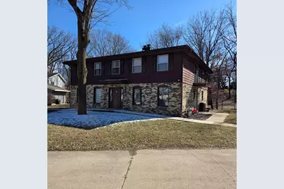 801  Teutonia Dr, Burlington, WI 53105 - Photo 1