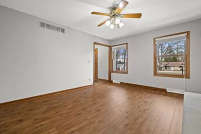 11912  28th Ave, Pleasant Prairie, WI 53158 - Photo 7