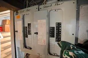 2033 S 76th St, West Allis, WI 53219 - Photo 11