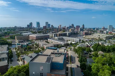 234 E Reservoir Ave #302, Milwaukee, WI 53212 - Photo 5