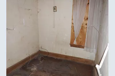 2556 N Humboldt Blvd, Milwaukee, WI 53212 - Photo 7