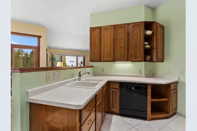 1408  Prairie Ln, Sheboygan Falls, WI 53085 - Photo 5