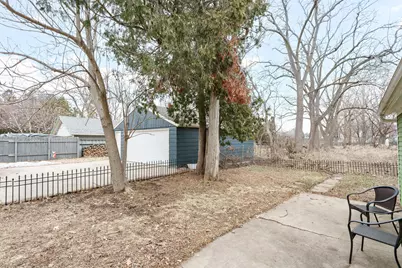 1230  Bay Shore Dr, Oshkosh, WI 54901 - Photo 3