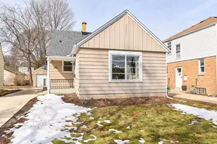 2515 N 71st St, Wauwatosa, WI 53213 - Photo 35