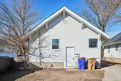 911  75th St, Kenosha, WI 53143 - Photo 31