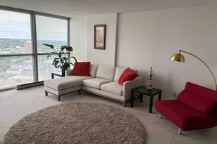 1660 N Prospect Ave, Milwaukee, WI 53202 - Photo 3