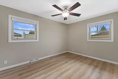 6956 W Morgan Ave, Milwaukee, WI 53220 - Photo 19