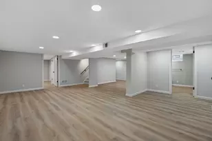 6956 W Morgan Ave, Milwaukee, WI 53220 - Photo 23