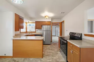 5875 S Quality Ave, Cudahy, WI 53110 - Photo 11