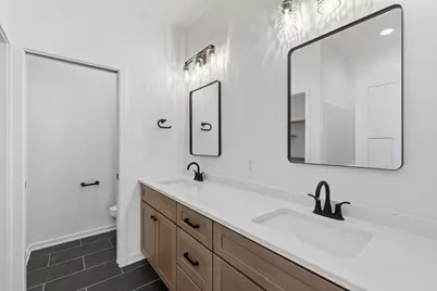 116  Luxembourg Brotherhood Blvd, Belgium, WI 53004 - Photo 21