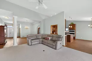 6298 92nd Pl, Pleasant Prairie, WI 53158 - Photo 9