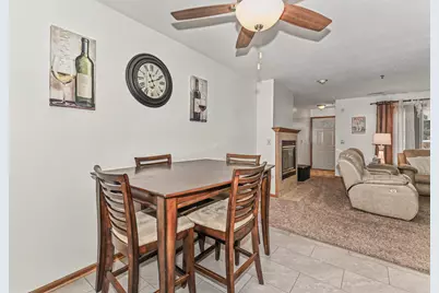 17360 W Lincoln Ave, New Berlin, WI 53146 - Photo 13