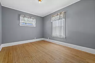 1423 W Lawn Ave, Racine, WI 53405 - Photo 15