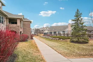 3053 W Drexel Ave, Franklin, WI 53132 - Photo 47