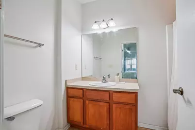 3053 W Drexel Ave #110, Franklin, WI 53132 - Photo 25