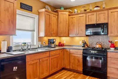 320 S Boulder Ridge Dr, Lake Geneva, WI 53147 - Photo 23