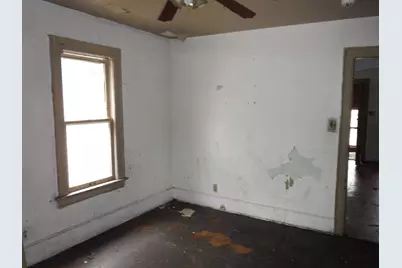 2149 N 41st St, Milwaukee, WI 53206 - Photo 11