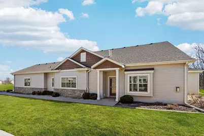 1110  Black Bear Dr, Mukwonago, WI 53149 - Photo 3