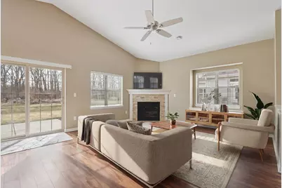 1110  Black Bear Dr, Mukwonago, WI 53149 - Photo 9