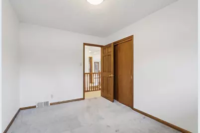 8810 S Patricia Blvd, Oak Creek, WI 53154 - Photo 31