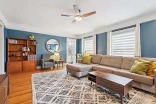 1704 E Kane Pl, Milwaukee, WI 53202 - Photo 7