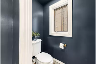 637 E Carlisle Ave, Whitefish Bay, WI 53217 - Photo 25