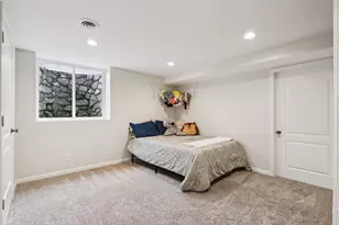 N28W22131 Indianwood Ct, Pewaukee, WI 53186 - Photo 41