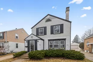 2169 S 96th St, West Allis, WI 53227 - Photo 29