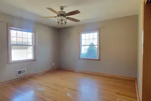 3657 S Taylor Ct, Milwaukee, WI 53207 - Photo 15