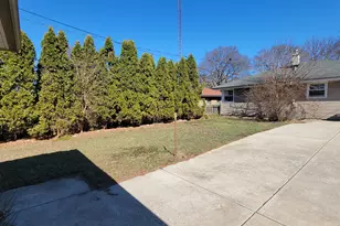 3657 S Taylor Ct, Milwaukee, WI 53207 - Photo 27