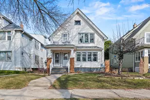 4518 N Woodburn St, Shorewood, WI 53211 - Photo 1