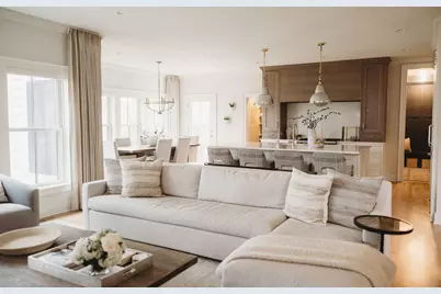 1250  Fairhaven Blvd, Elm Grove, WI 53122 - Photo 7