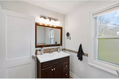 6326 W Wells St, Wauwatosa, WI 53213 - Photo 13