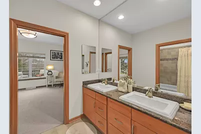 W292N4254  Prairie Wind Cir, Delafield, WI 53072 - Photo 25