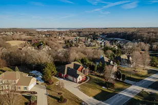 W292N4254 Prairie Wind Cir, Delafield, WI 53072 - Photo 47