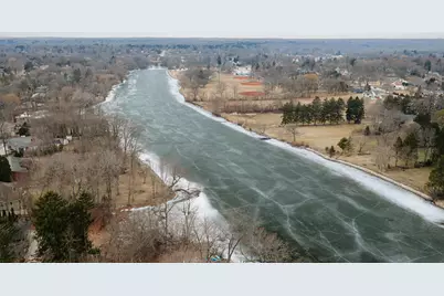 11720  Austin Ave, Mequon, WI 53092 - Photo 27