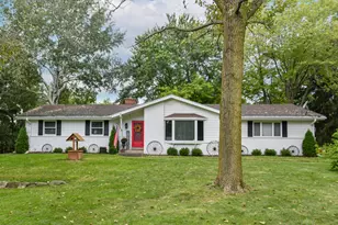 W220S6805 Crowbar Dr, Vernon, WI 53150 - Photo 1