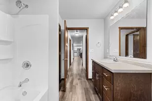 2348 Wild Oak Dr, Manitowoc, WI 54220 - Photo 41