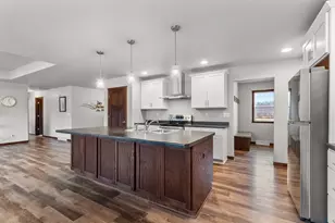 2348 Wild Oak Dr, Manitowoc, WI 54220 - Photo 19