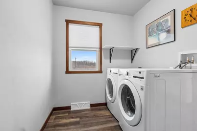 2348  Wild Oak Dr, Manitowoc, WI 54220 - Photo 43