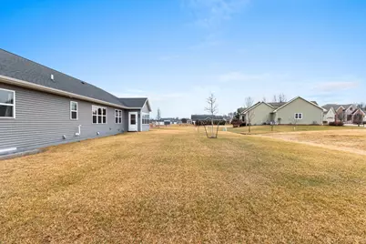 2348  Wild Oak Dr, Manitowoc, WI 54220 - Photo 57