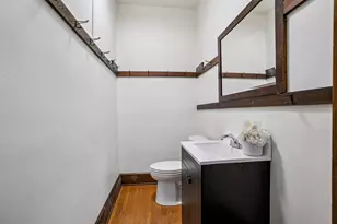 2717 Washington Ave, Racine, WI 53405 - Photo 15