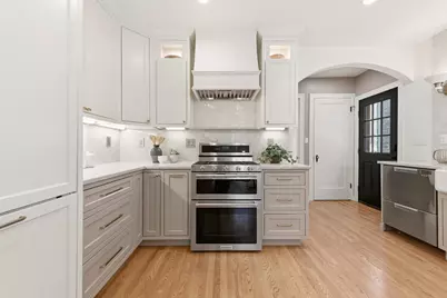 5453 N Shoreland Ave, Whitefish Bay, WI 53217 - Photo 23