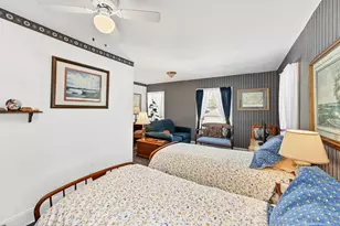 2719 E Locust St, Milwaukee, WI 53211 - Photo 21