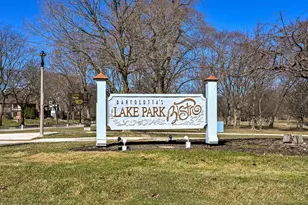 2719 E Locust St, Milwaukee, WI 53211 - Photo 25