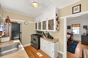 2719 E Locust St, Milwaukee, WI 53211 - Photo 13